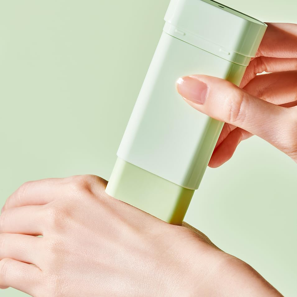 [TOCOBO] Cica Cooling Sun Stick SPF50+ PA++++ 18g